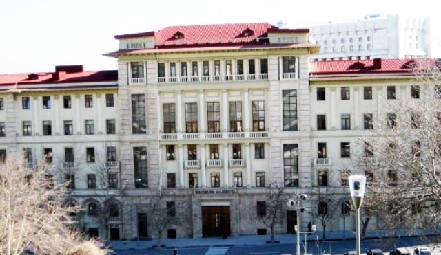 Qərara dəyişiklik edildi