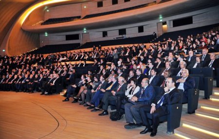 “Uşaq ürəkləri Azərbaycanda döyünür” “Uşaq ürəkləri Azərbaycanda döyünür”