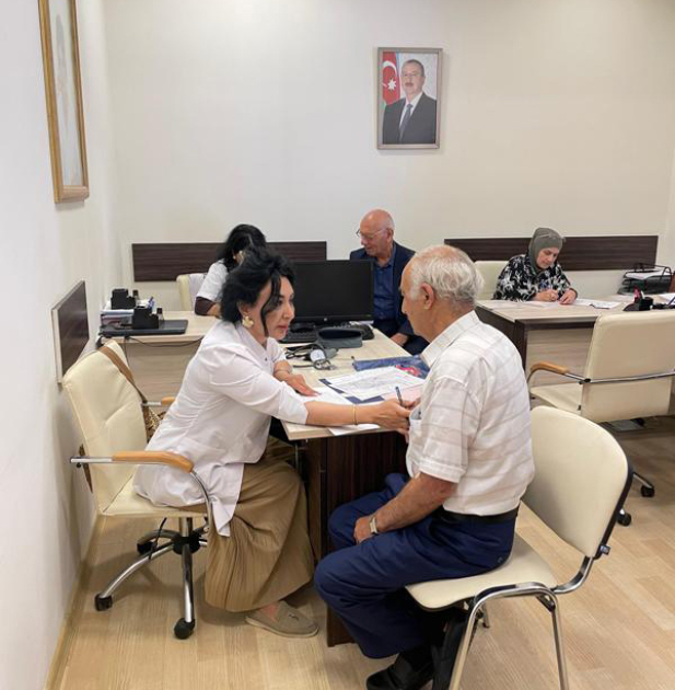 Herontoloji Mərkəz Müharibə, Əmək və Silahlı Qüvvələr Veteranları Təşkilatında tibbi aksiya keçirib
