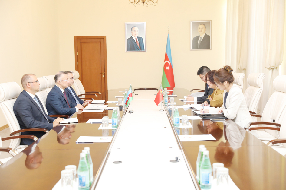 Azərbaycan və Çin arasında səhiyyə sahəsində əməkdaşlığın perspektivləri müzakirə olunub
