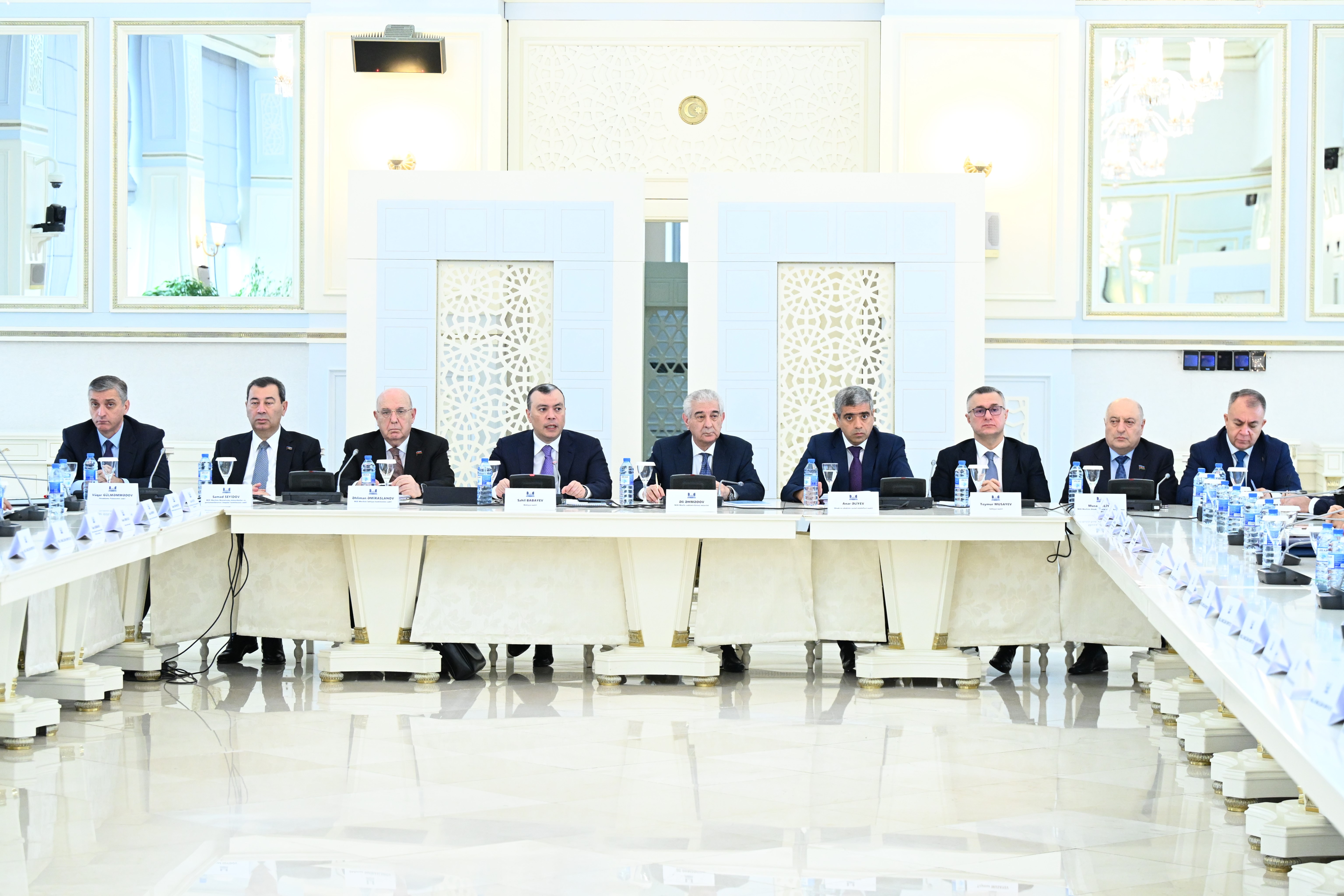 Milli Məclis komitələrinin birgə iclasında 2026-cı ilin dövlət büdcəsi layihəsi müzakirə olunub